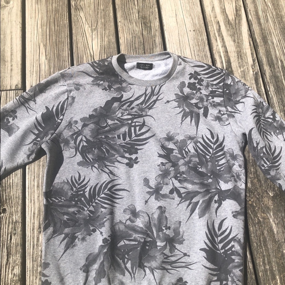 Zara sweatshirt